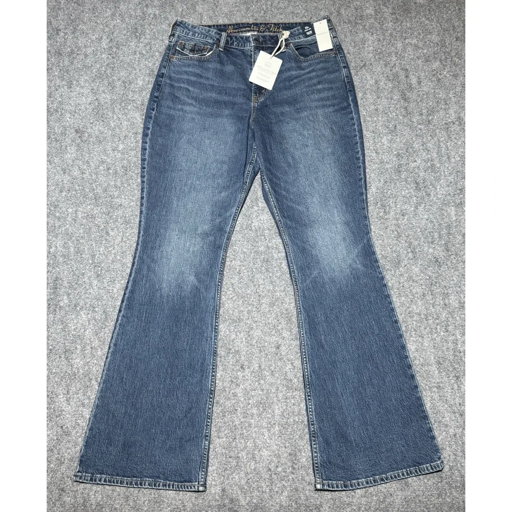NWT‎ Abercrombie & Fitch Curve Love High Rise Bootcut Jean 32x33 Jeans Sz 32L